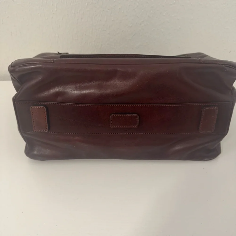 Bosca Dolce Chestnut Brown Leather Briefcase with Top Handle (Key) NWOT Doctors